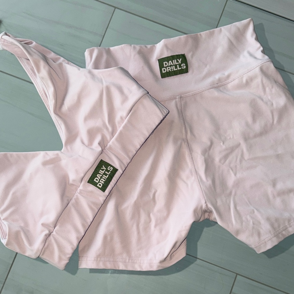 Daily Drills Soft Pink Workout Ensemble